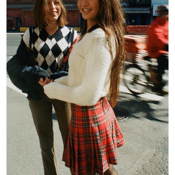 🏷️NWT Brandy Melville Dana High Waist Skirt In Red Plaid - One Size (SOLD OUT) - Picture 15 of 15